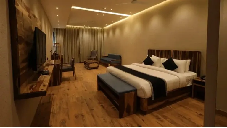 junior suite with plunge pool